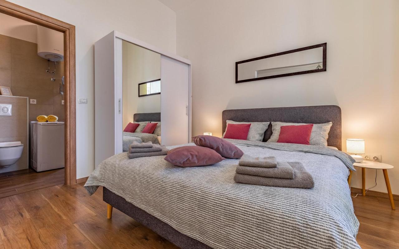 Apartment Dream Pula - City Centre Ngoại thất bức ảnh